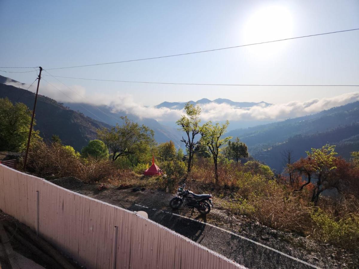 Pahaadi Dhun Homestay Chamba  Екстериор снимка