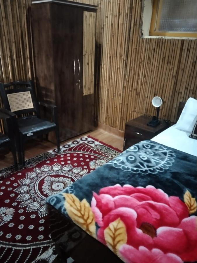 Pahaadi Dhun Homestay Chamba  Екстериор снимка